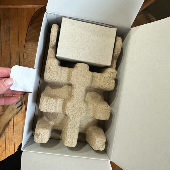 Young Living Dewdrop Diffuser NWT - Picture 2 of 6